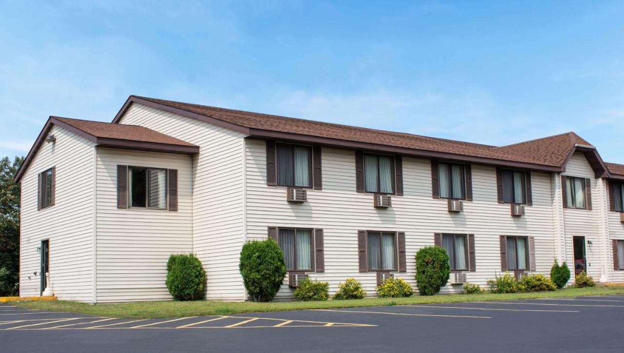 Magnuson Hotel Country Inn Ishpeming Luaran gambar