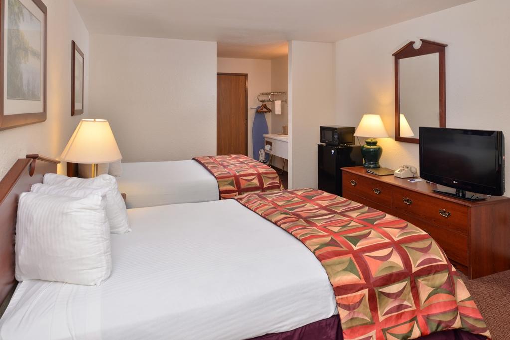 Magnuson Hotel Country Inn Ishpeming Bilik gambar