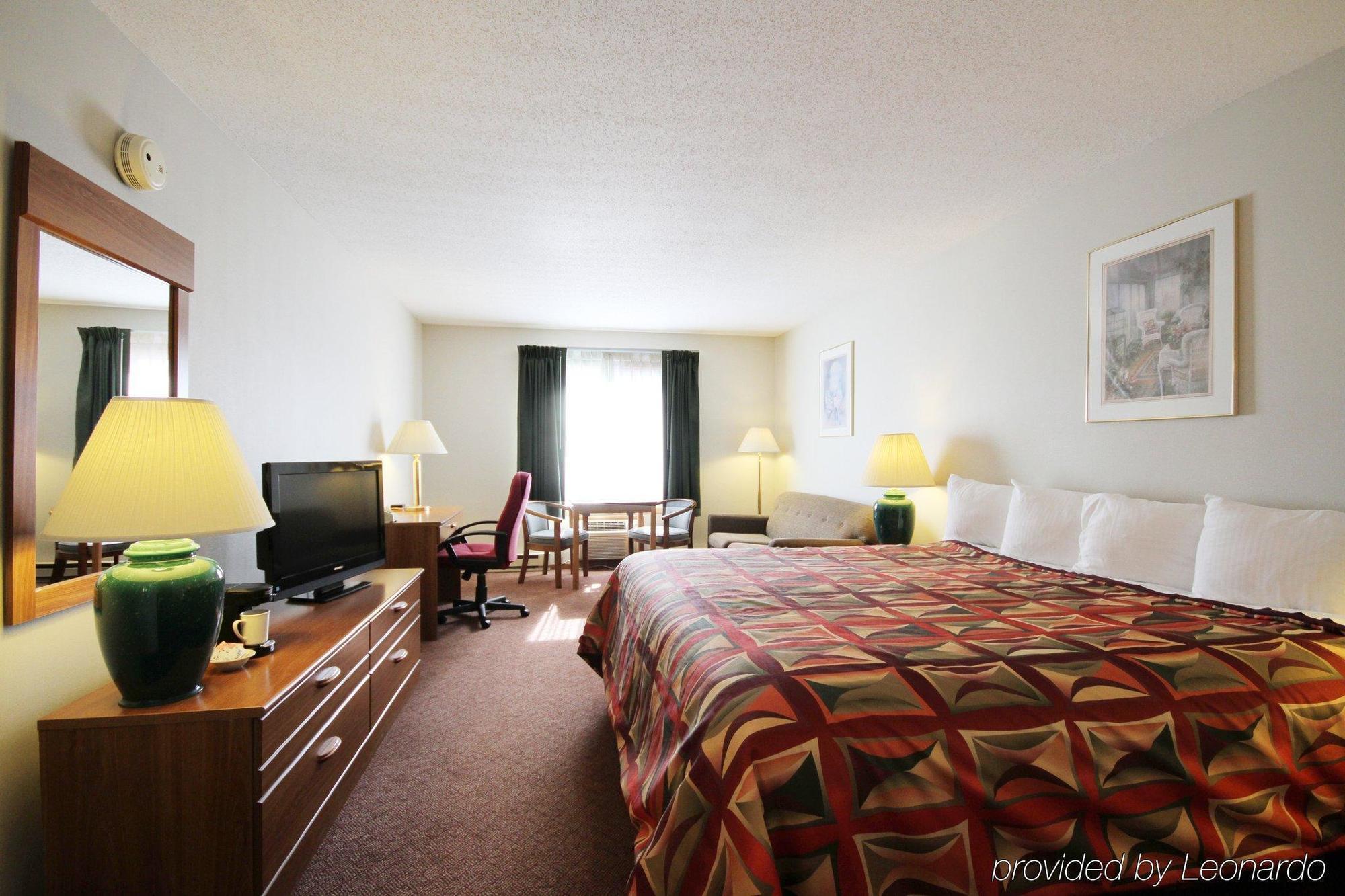 Magnuson Hotel Country Inn Ishpeming Bilik gambar